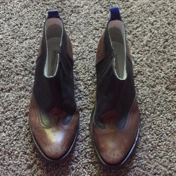 Golden Goose Booties - Picture 1 of 6